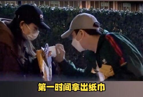 红领巾吃瓜网黑料免费,黑料免费背后的真相与争议