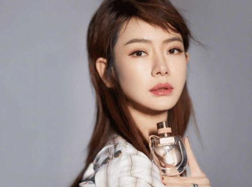 酷似女明星网红的人,她如何酷似女明星，成为新一代网络红人