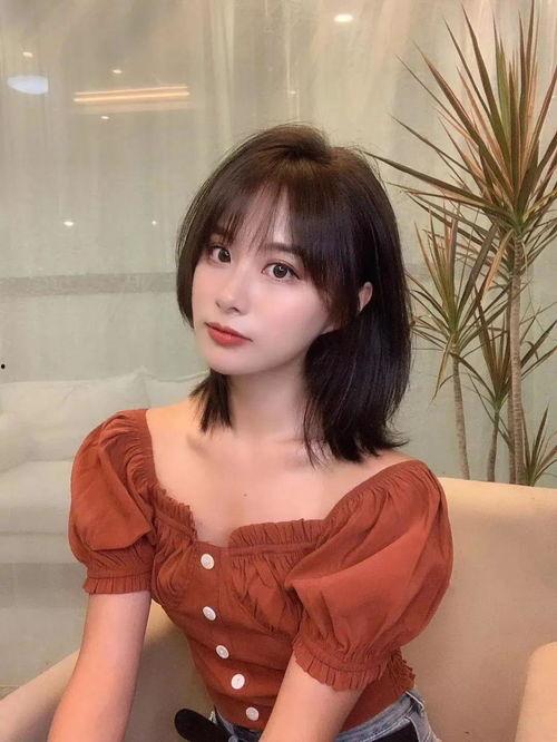 个个的小明星网红,揭秘当下热门小明星网红的崛起之路”