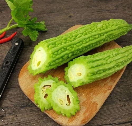 琼海吃瓜爆料是真的吗,真相揭秘还是无稽之谈？