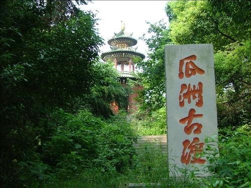 瓜洲古渡热门打卡地,千年渡口，时光漫步的网红打卡胜地