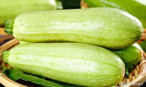 近三天热门吃瓜事件,明星恋情、幕后黑幕大揭秘！”