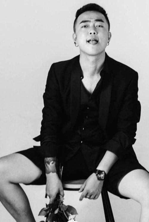 明星网红全身镜推荐,明星同款全身镜，打造时尚家居新风尚