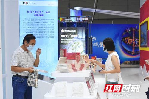 深圳文博会各明星网红,明星网红齐聚，共绘文化盛宴新篇章”