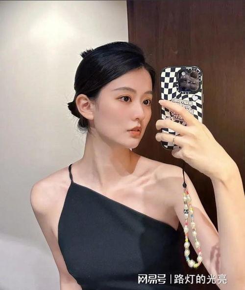 会长吃瓜爆料赵露思,背后真相揭秘