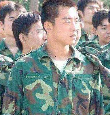 明星网红评价广西军训,明星网红眼中的青春砺炼与蜕变之旅