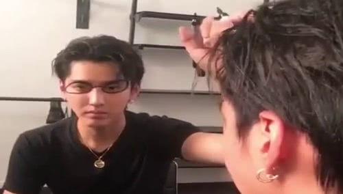 抖音明星网红情感,爱恨交织的虚拟世界风云录